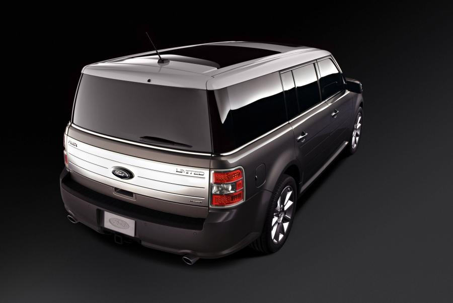  Ford Flex EcoBoost 2010 года  (фото 44 из 47)